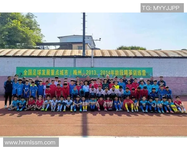 城市足球集团引领全球足球发展新潮流助力青少年成长与社区建设 城市足球集团引领全球足球发展新潮流助力青少年成长与社区建设